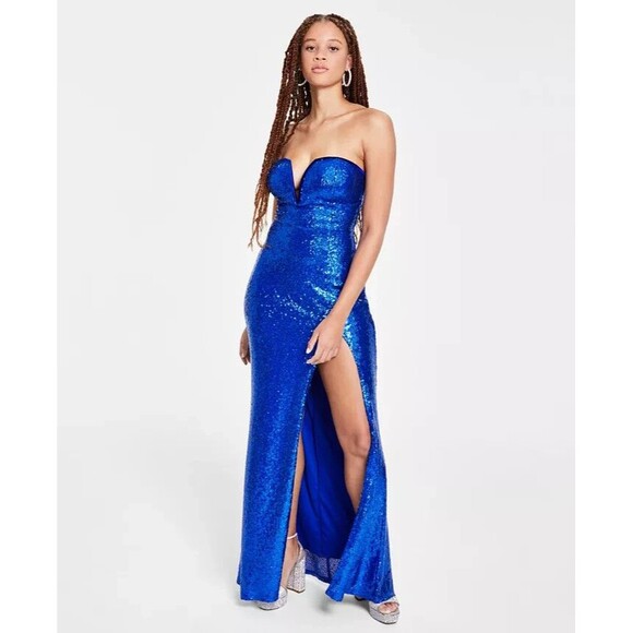 Emerald Sundae Juniors' Sequin V-Wire Gown, Mermaid Royal, L - Picture 1 of 3